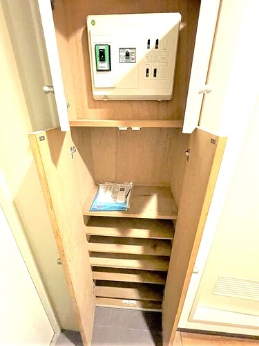 ビブレ西池 玄関、下駄箱　※前回募集時2022.6撮影