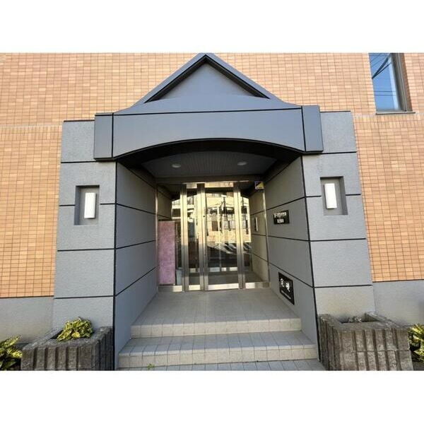 ガーデンハウス富士見台301号室 エントランス