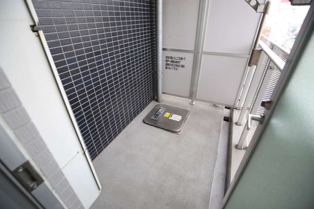 アクシア池袋 バルコニー