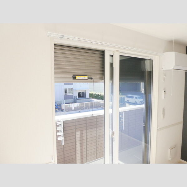 グラセフルⅢ202号室 シャッター雨戸