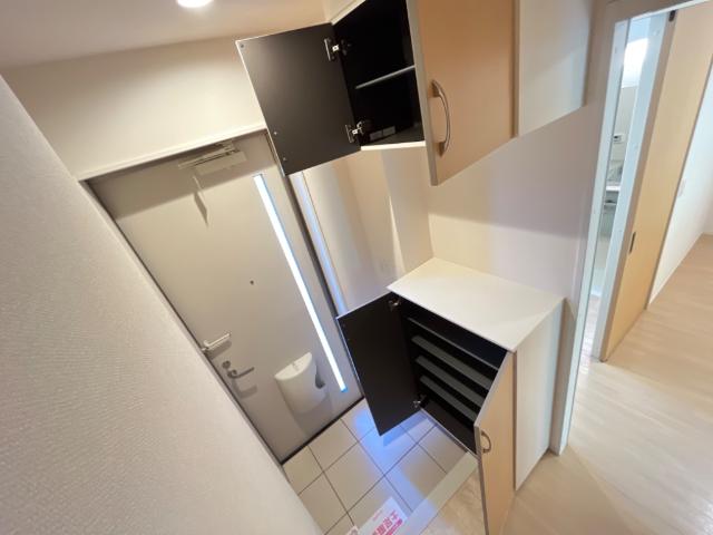 Lily Garden千城台（リリーガーデン千城台） 玄関収納