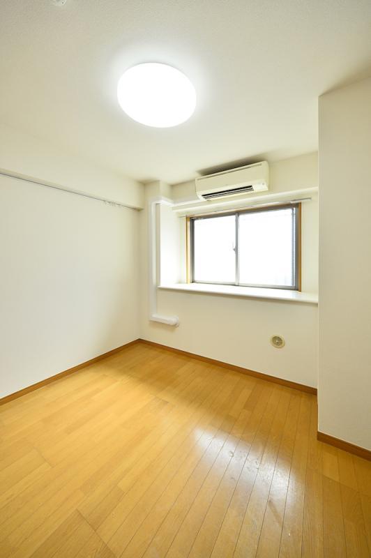 ヴィバーチェ仙川5階 洗面所