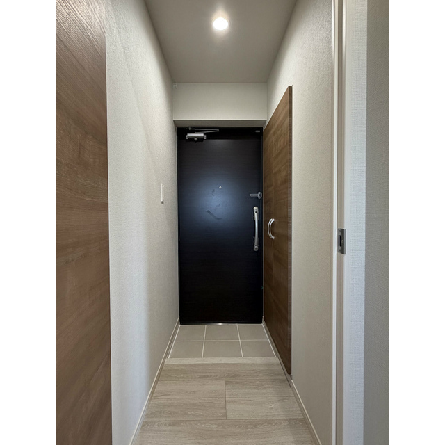 プレール・ドゥーク亀戸小村井101号室 玄関