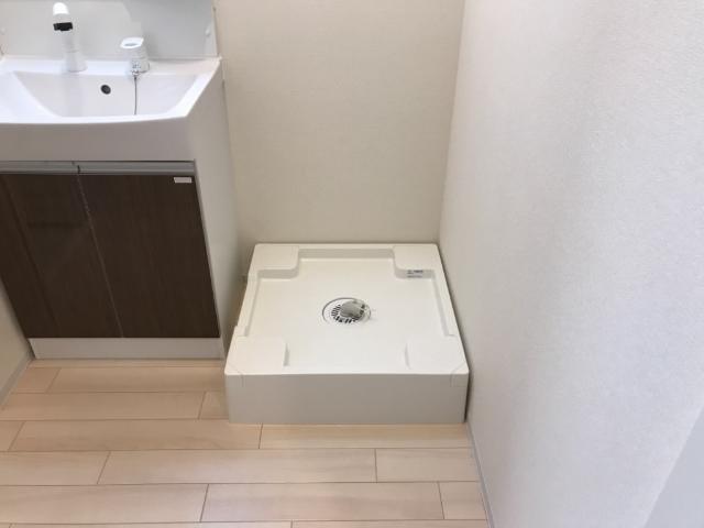 ＪＯＹＯＵＳ松庵　-ジョイアス松庵-202号室 洗濯機置場