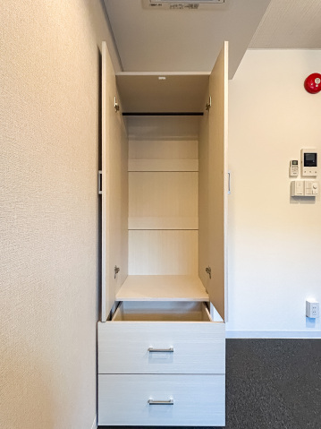 スカイラシクラス平和台102号室 収納