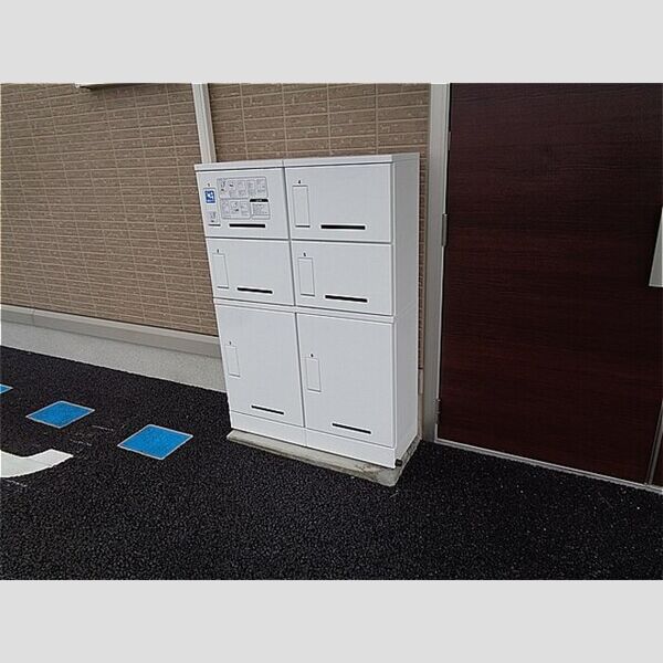 エストレーラ金田西 宅配BOX