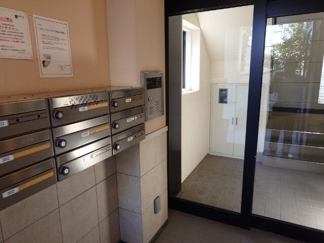 ラグマックス(E-079) エントランス