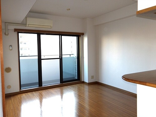 ライオンズマンション本川越駅前 LDK約11.7畳別角度　※2025年11月撮影