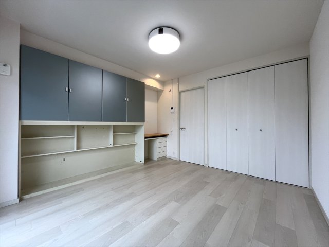 ルース中野 内観