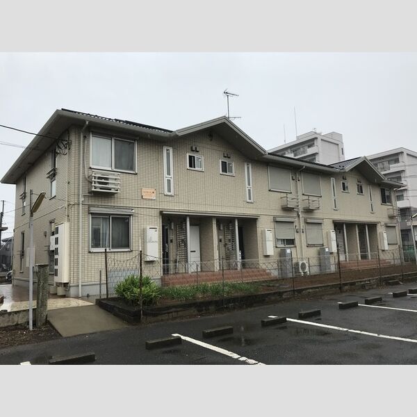 コンフォール八幡 駐車場