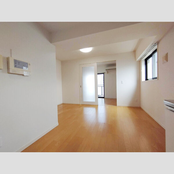 ガーデンハウス 402号室　LDK