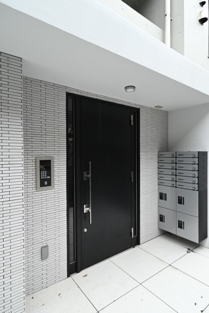 プラクティカル中野坂上204号室 エントランス