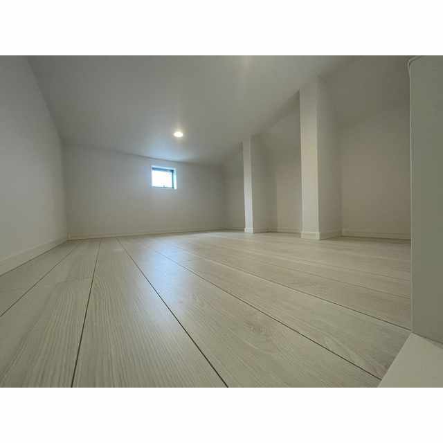 エクセラン高砂 内観