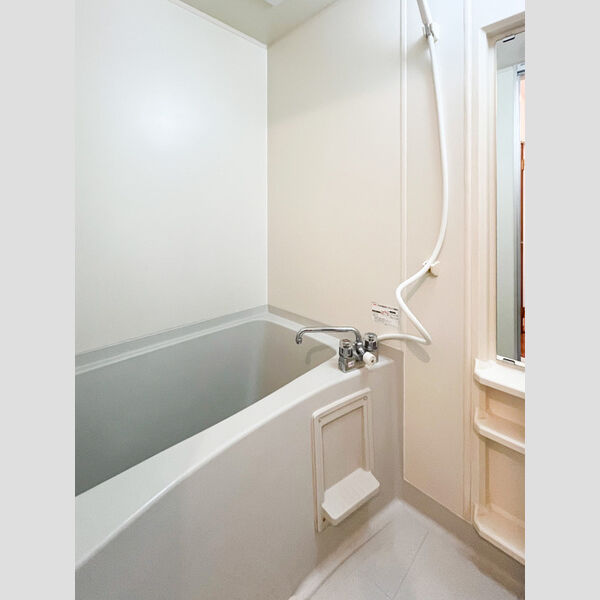 メゾンHOKUSHIN103号室 お風呂