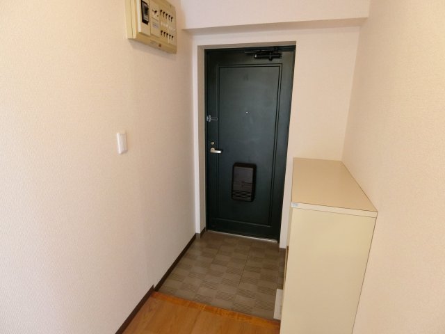 アクイール・セイザン 玄関