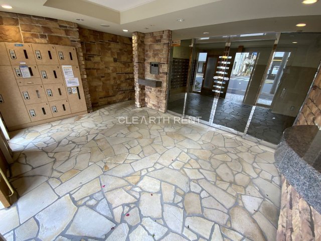 プレール・ドゥーク目白アベニュー8階 安心のオートロックセキュリティ