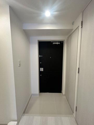 GRANPASEO東十条903号室 玄関