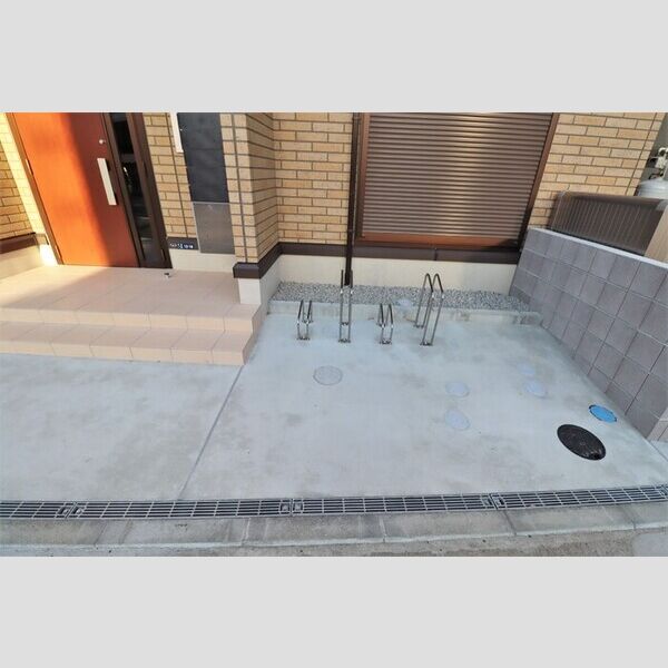 クレール藤沢Ⅲ105号室 駐輪場2