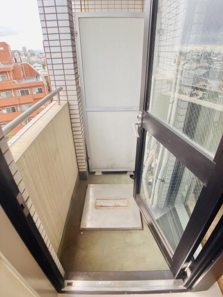 雅叙園碑文谷ドミトリィ6階 リビング