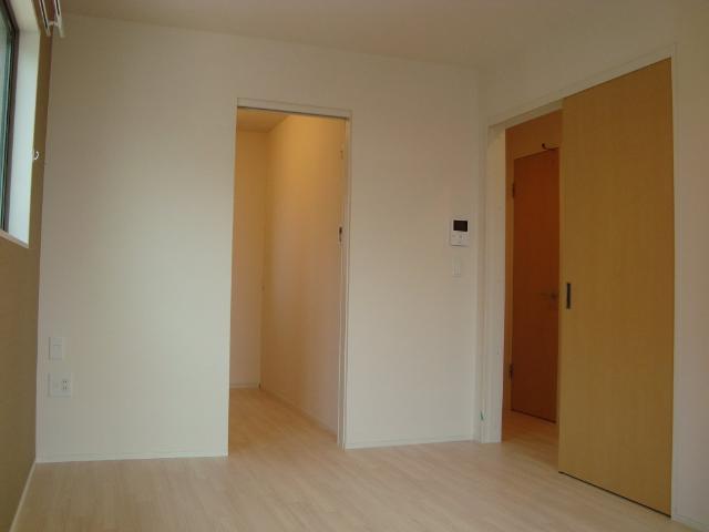 サールナートⅡ 室内