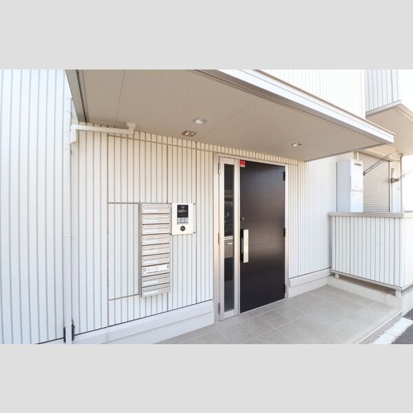 ソラーレ　弐番館 エントランス