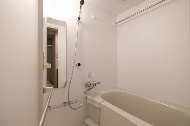 nido MOTOASAKUSA4階 バス