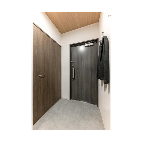 Ecoluxe401号室 玄関