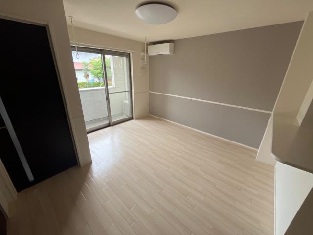 Ｎｏｕｖｅｌｌｅ　Ｖａｇｕｅ（ヌーベル・バーグ） リビング