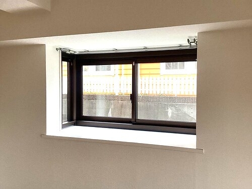 ライオンズマンションかしわ台2階 出窓