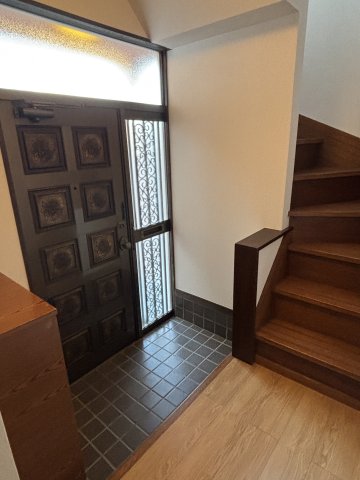 箕輪テラスＣ棟 玄関