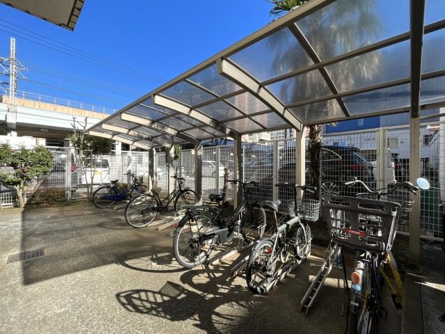 日神パレス西台第３4階 駐輪場