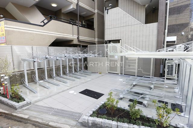 コンシェリア新宿落合8階 駐輪場