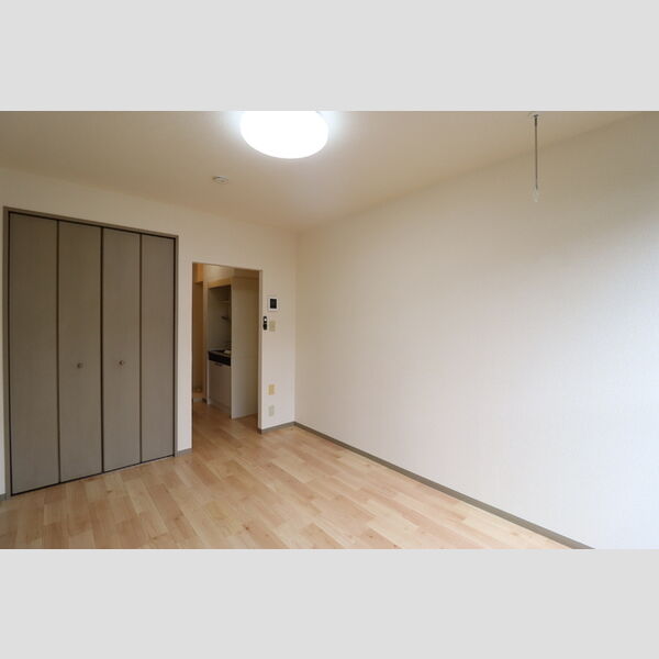 ヴェルドミール 洋室