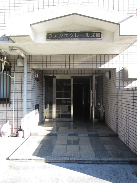 ヴァン・エクレール成増 エントランス