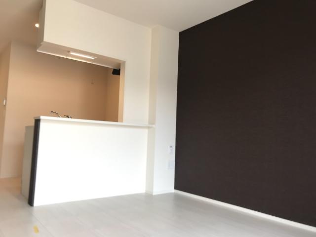 ルミエールドゥース105号室 リビング