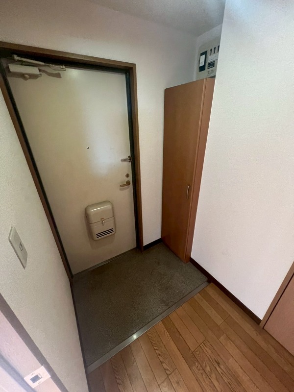プチコート田園調布 玄関