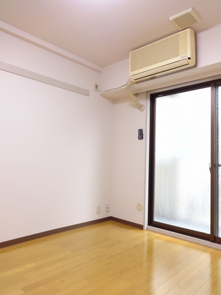 サンマンションアトレ大山202号室 リビング