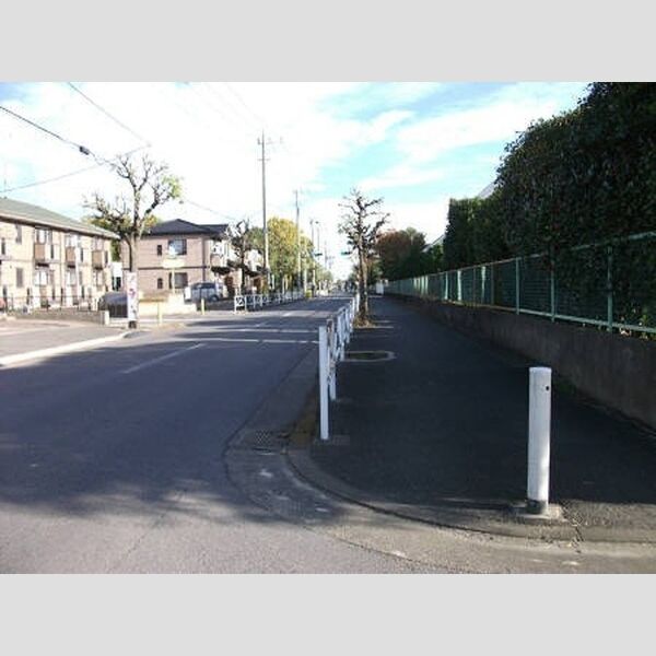 愛花夢　1号館 小学校まで歩道有