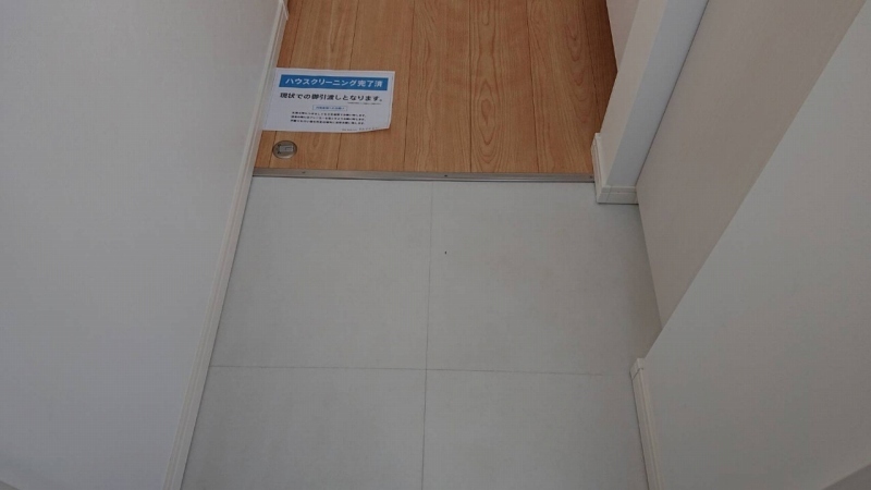 シェリエ幕張 玄関
