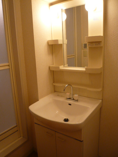 グランシャリオ（桜丘） 独立洗面台