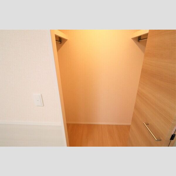 Delasse Kowa Ⅱ106号室 ウォークインクローゼット