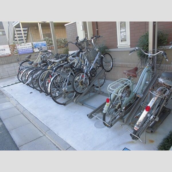 ドムス　Y112号室 駐輪場