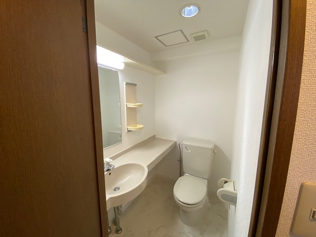 プラティーク馬事公苑(E-180)3階 トイレ