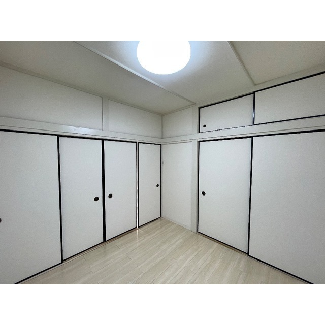 霞ヶ関マンション 内観