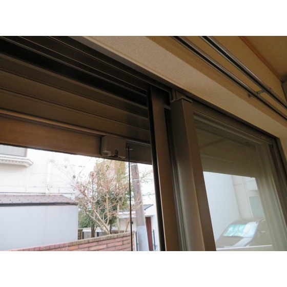 ちきゅうハウス0101号室 防犯シャッター