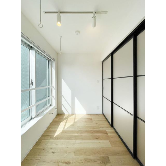 グランパセオ代々木上原0304号室 内観