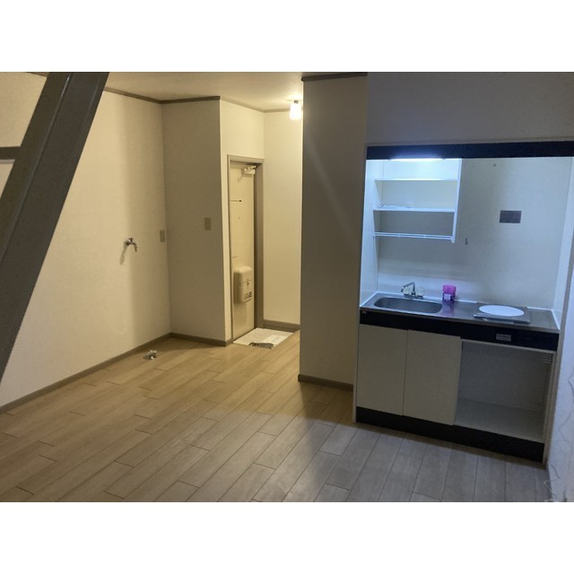 アークエステート205号室 リビング