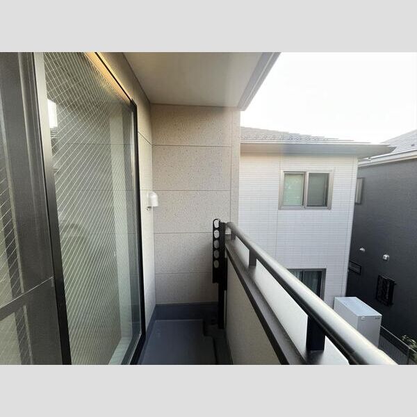 リーブルファイン川口上青木西203号室 バルコニー