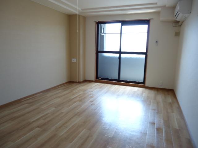 ビオス北朝霞701号室 洋室