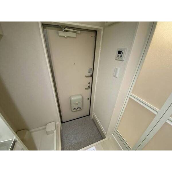 エリアサイワイ0103号室 玄関